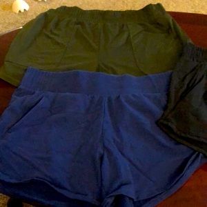 Women’s all in motion athletic shorts size medium 3 pack